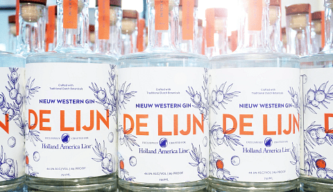 De Lijn: Celebrate 150 Years of Dutch Heritage with Holland America Gin